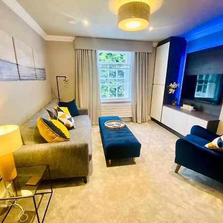 10 Bootham House - Luxury City Centre Apartment With Free Parking For One Car York Extérieur photo