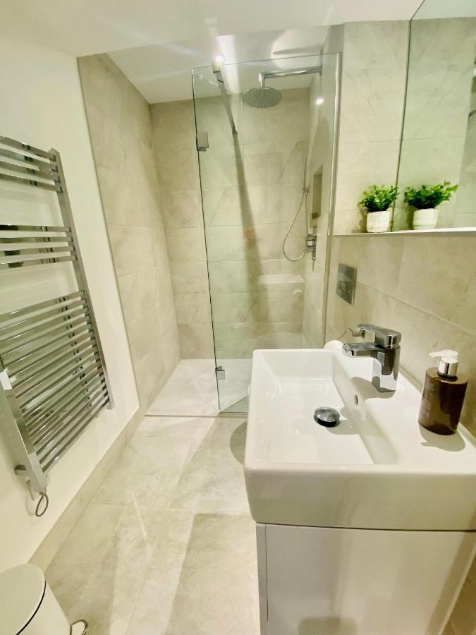 10 Bootham House - Luxury City Centre Apartment With Free Parking For One Car York Extérieur photo